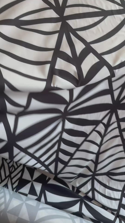 Black & White Island Statement Backdrop Fabric – Large Print, 60 inches
